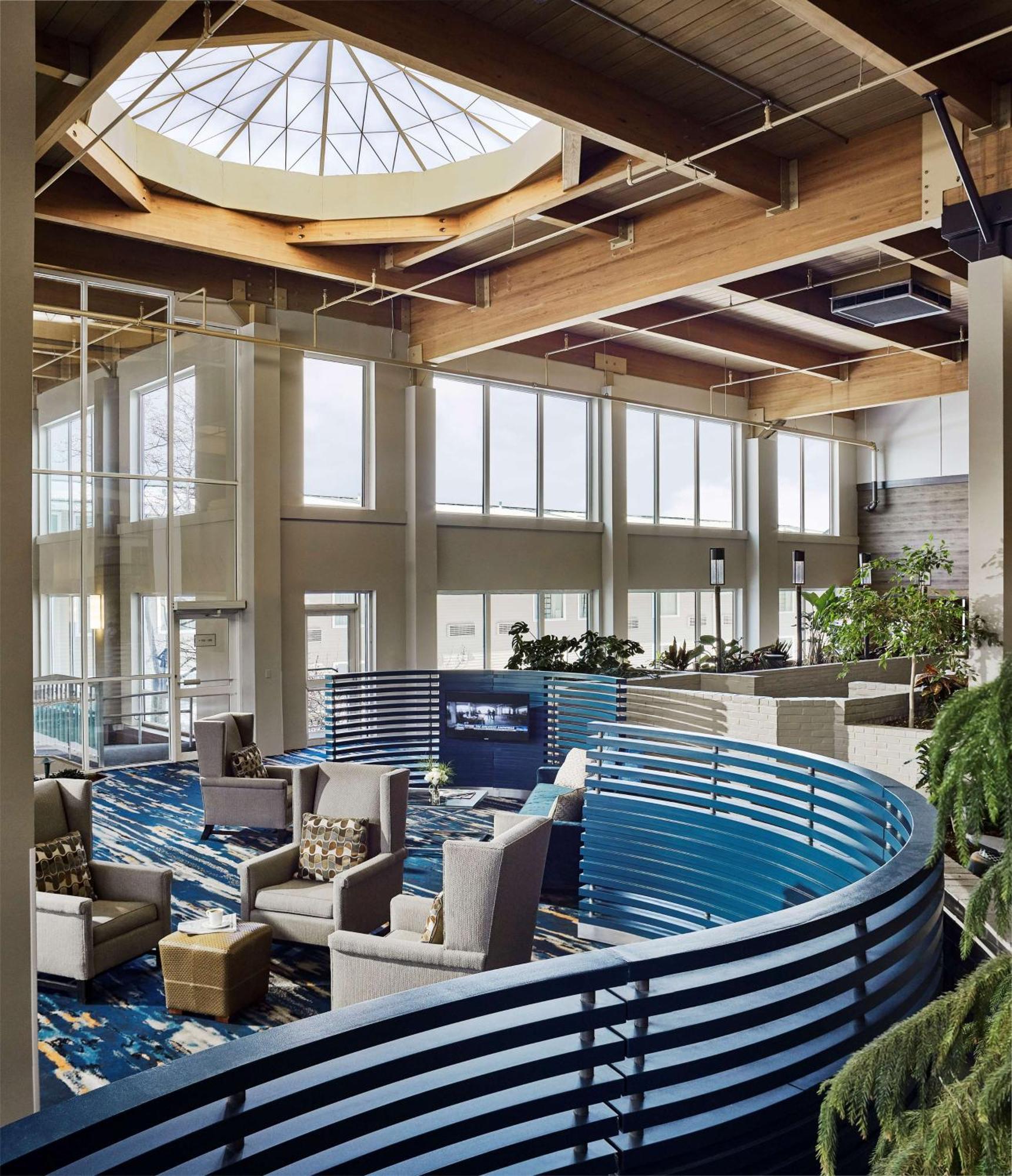 Doubletree By Hilton Hotel Burlington Vermont Exterior photo